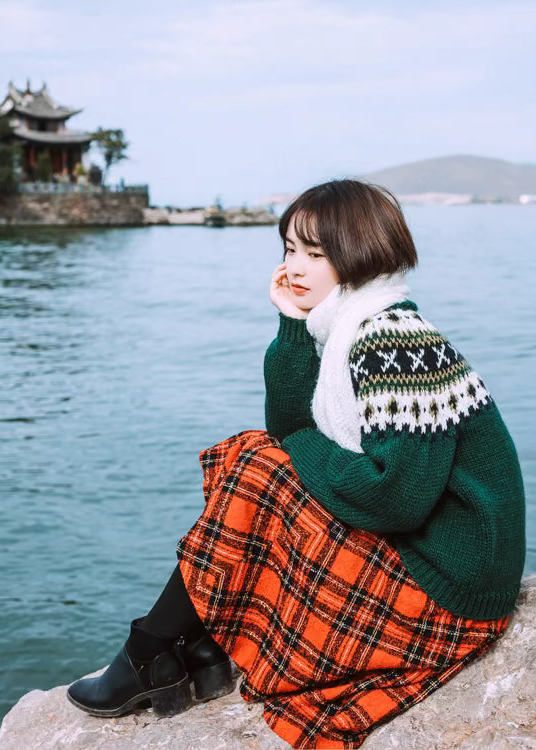 「Wool Signature」Green Nordic Fair Isle Wool Sweater – Chunky Knit (100% Wool)