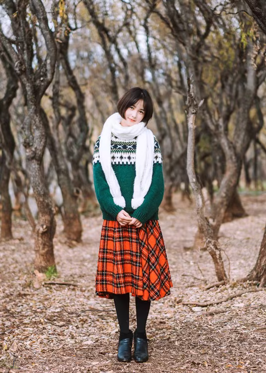 「Wool Signature」Green Nordic Fair Isle Wool Sweater – Chunky Knit (100% Wool)